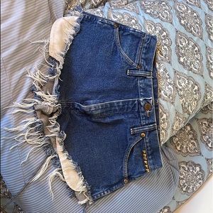 Vintage Wrangler shorts!!